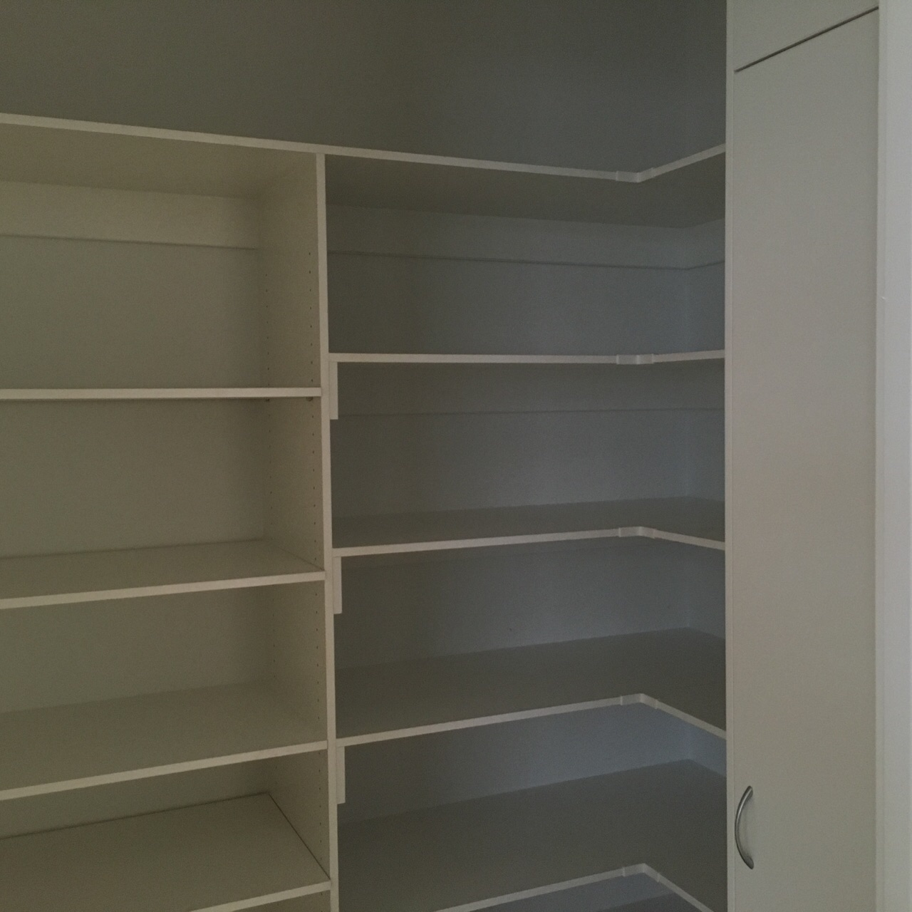 Corner Linen Shelving